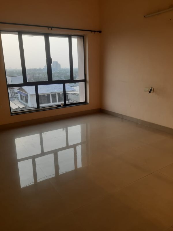 Unfurnished 2 BHK Flat for Rent in Bangur Av